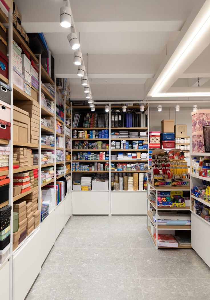 Склады канцелярских товаров